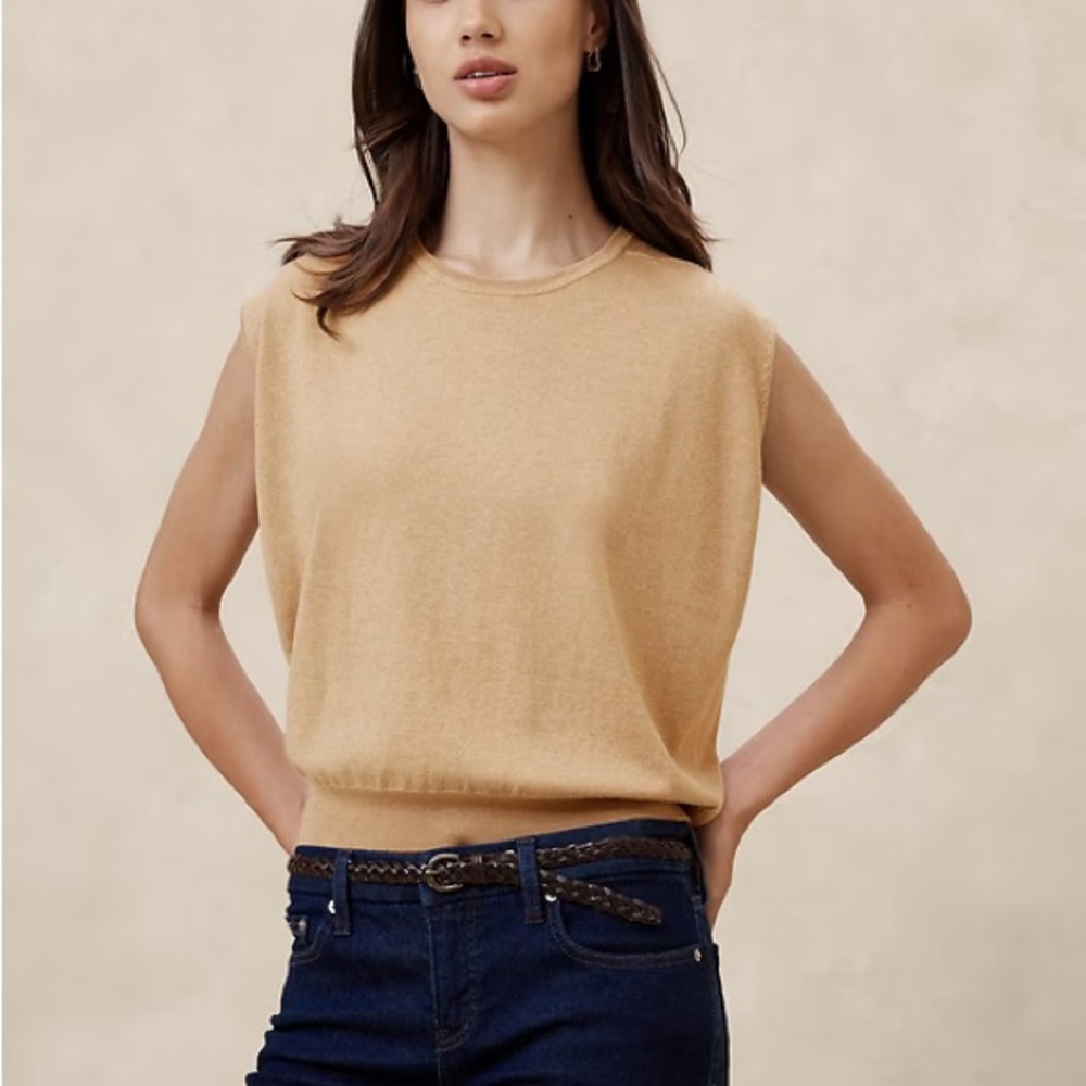 NWT Banana Republic forever sweater shell. CAMEL